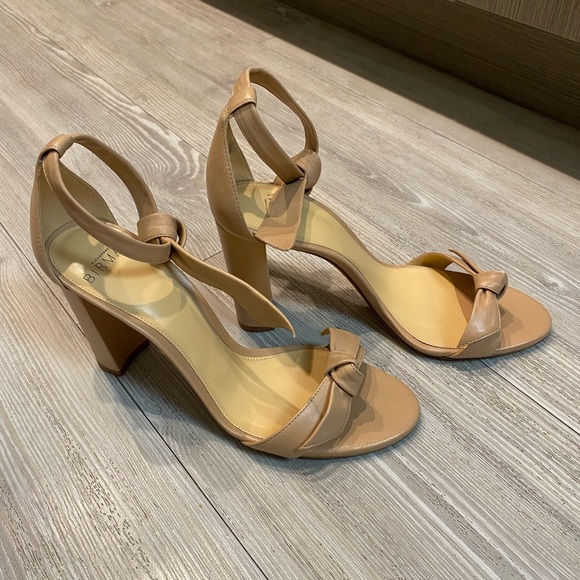 Alexandre Birman Clarita Block Leather Sandal in Nude Size 37 - Picture 5 of 11